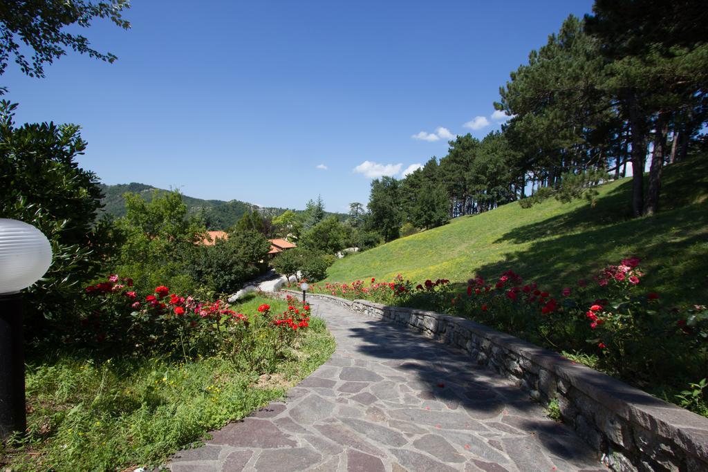 Antico Borgo I Cancelli Палаццуоло-суль-Сеніо Екстер'єр фото