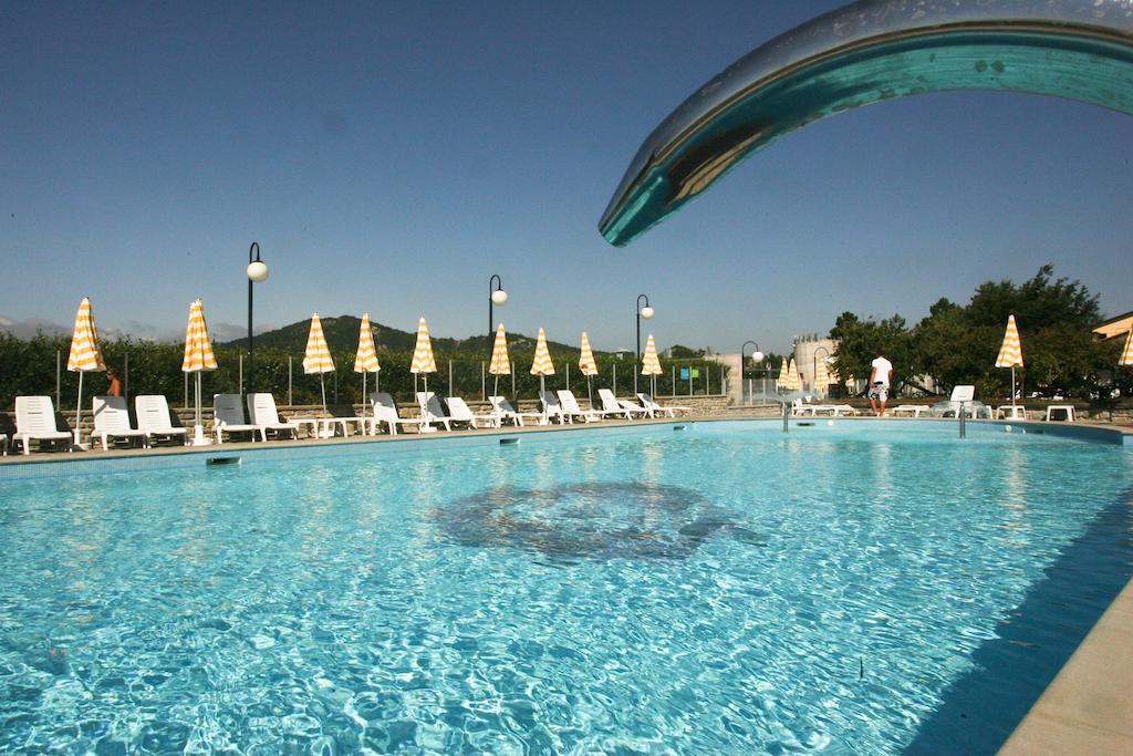 Antico Borgo I Cancelli Палаццуоло-суль-Сеніо Екстер'єр фото